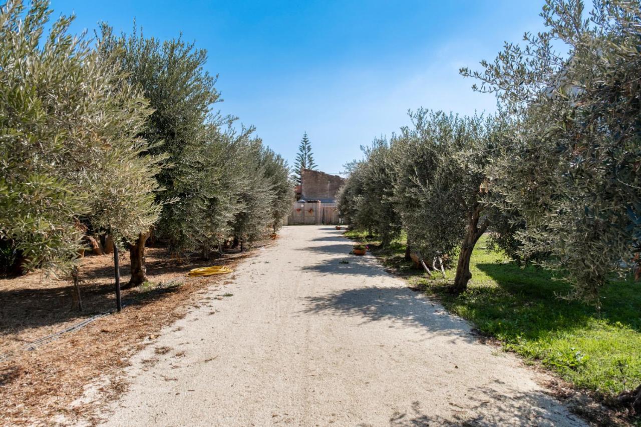 Villa Tra Mare E Ulivi Lido di Noto Exterior foto